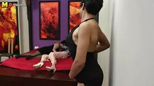 Daddy4k నుండి సెడక్టివ్ అమెచ్యూర్‌తో గుండు చిత్రం సెక్స్ తెలుగు బ్లూ ఫిలిం